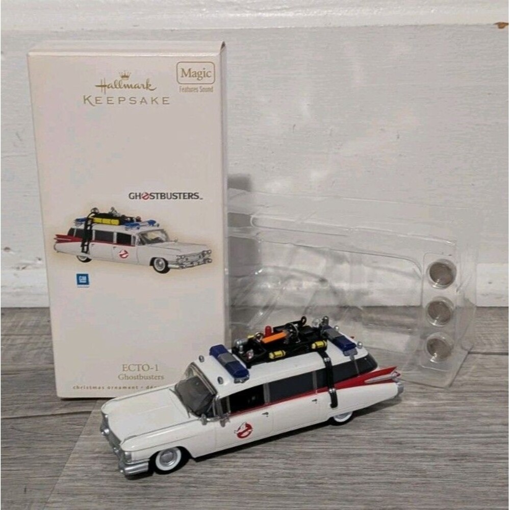 Ghostbusters ECTO-1 Battery Operated Hallmark Keepsake Ornament 2009 Magic New
